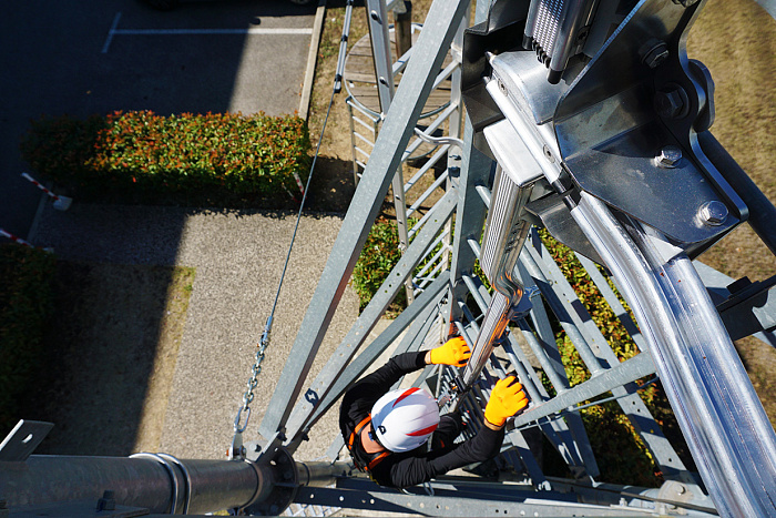 Анкерная линия жесткая вертикальная VERTIRAIL